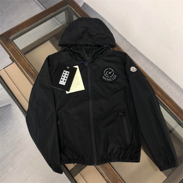 Moncler Jacket-037